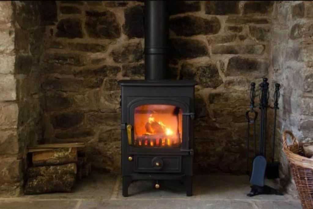 Cabalva Mill Cottage - Very Private And With Views Over The River Wye Clifford エクステリア 写真